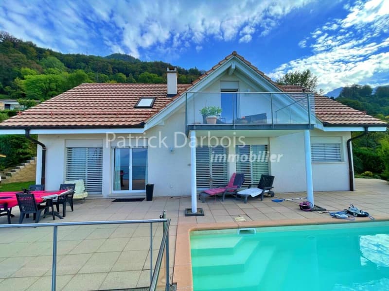 Villa indipendente di 5,5 locali a Chernex (2)