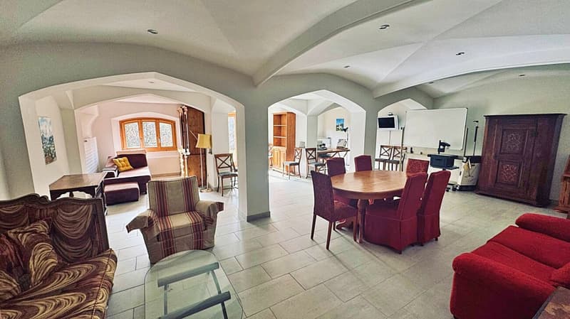 Stunning 2.5-room apartment in a 5-star residence (21)
