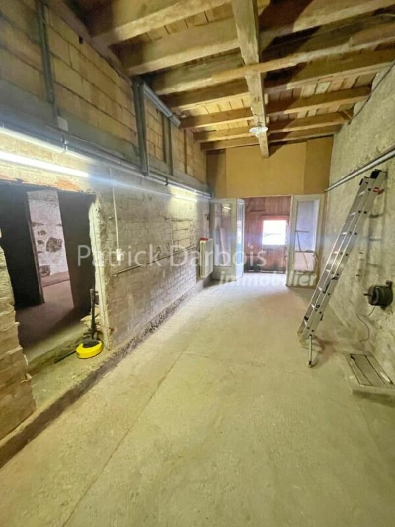 Casa di paese con 10 stanze a Montagny-près-Yverdon (46)