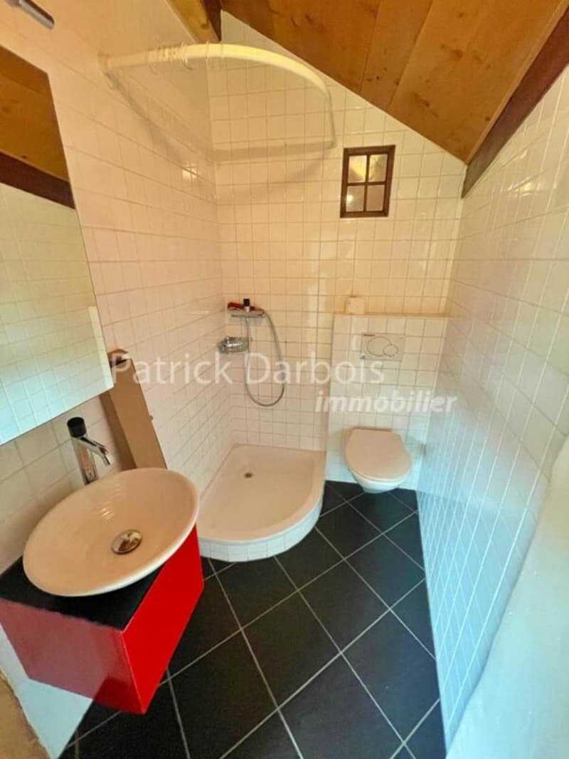 Casa di paese con 10 stanze a Montagny-près-Yverdon (39)