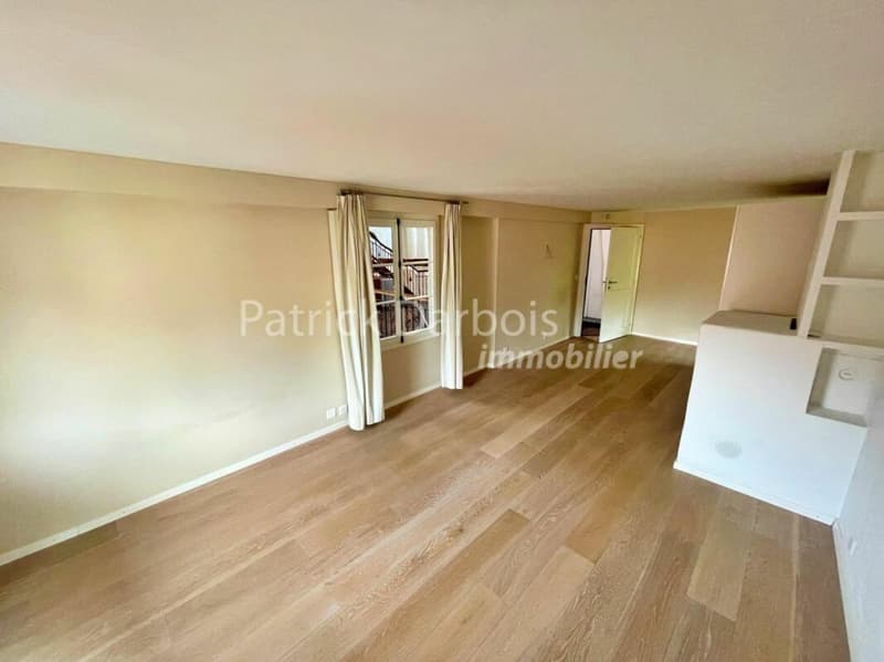 Casa di paese con 10 stanze a Montagny-près-Yverdon (29)
