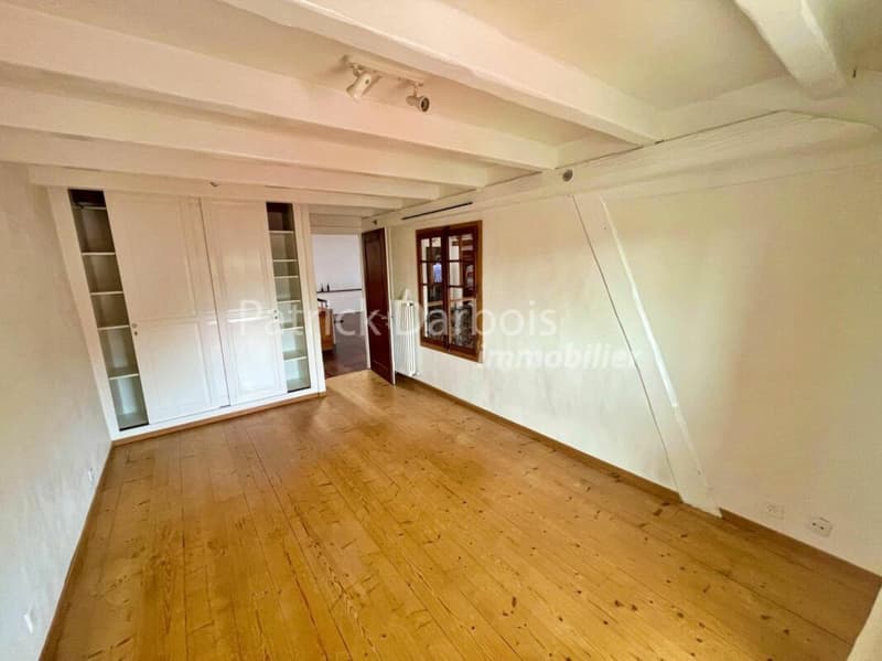 Casa di paese con 10 stanze a Montagny-près-Yverdon (25)