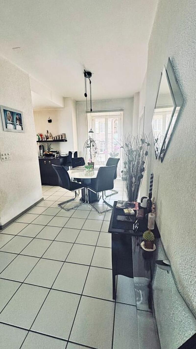 Spacieux appartement de 4,5 pièces au centre-ville de Neuchâtel (7)