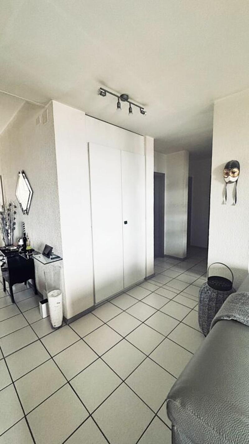 Spacieux appartement de 4,5 pièces au centre-ville de Neuchâtel (11)