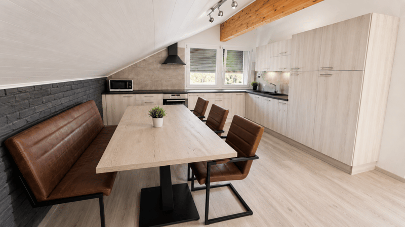 Superbe villa individuelle de 2 logements et disponible aménagé en grand studio, à proximité immédiate du centre d'Yverdon, avec spacieux jardin richement arboré et fleuri (26)