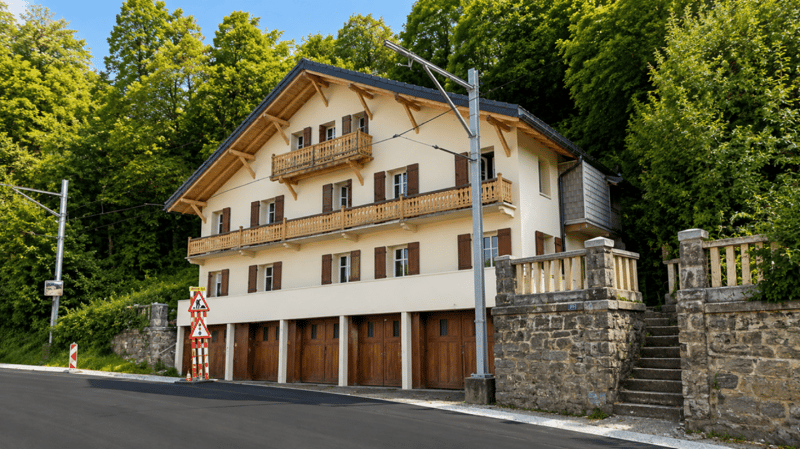 Immeuble avec fort potentiel - 3 appartements - Villars-sur-Ollon (36)