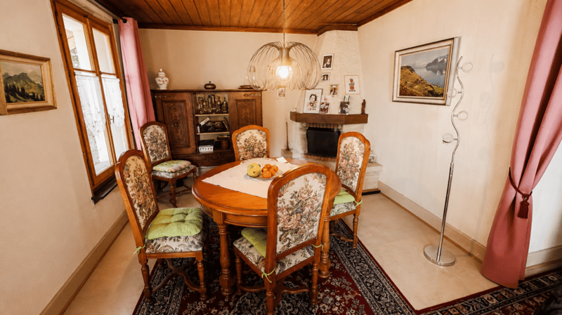 Immeuble avec fort potentiel - 3 appartements - Villars-sur-Ollon (16)