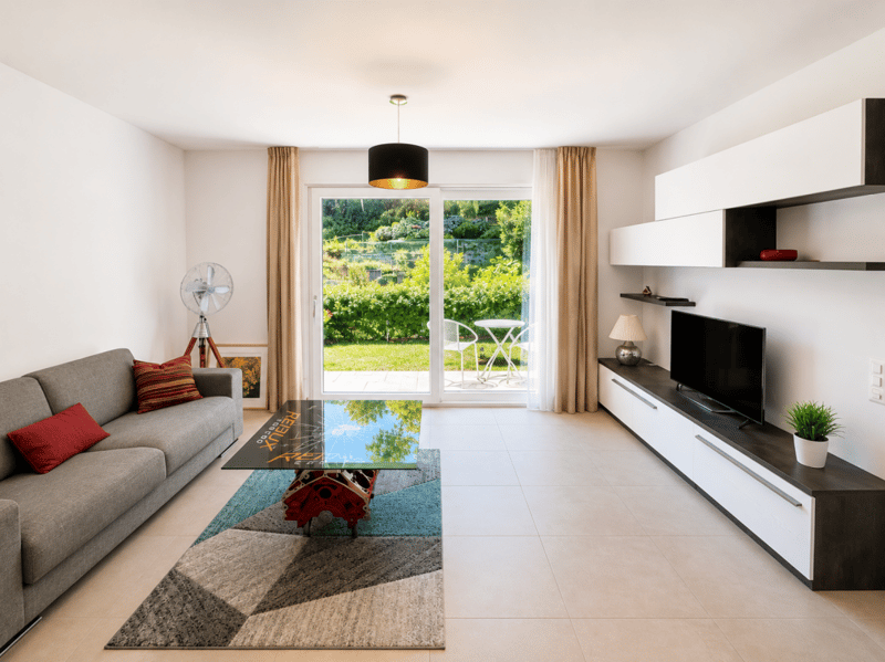 Attraktive 2,5-Zimmer-Gartenwohnung in Manno - moderner Wohnkomfort (4)