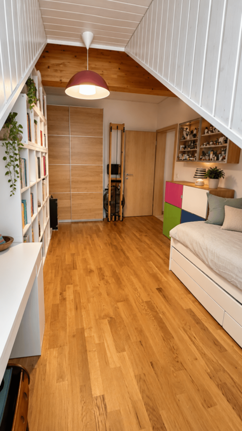 Magnifique et spacieux attique de 4,5 pièces au centre d'Orbe (24)