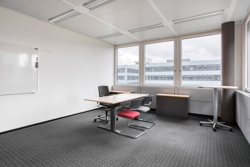 All-inclusive-Zugang zu professionellen Büroräumen für 1 Person in Regus Dammstrasse (2)
