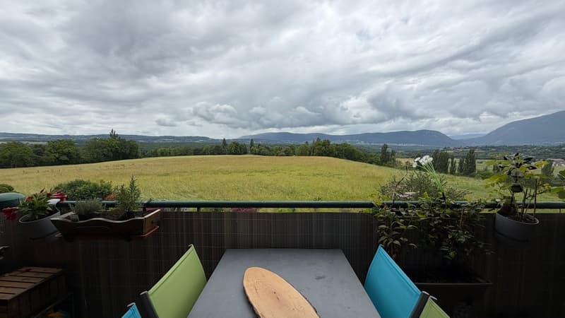 Vue dégagée sur la campagne