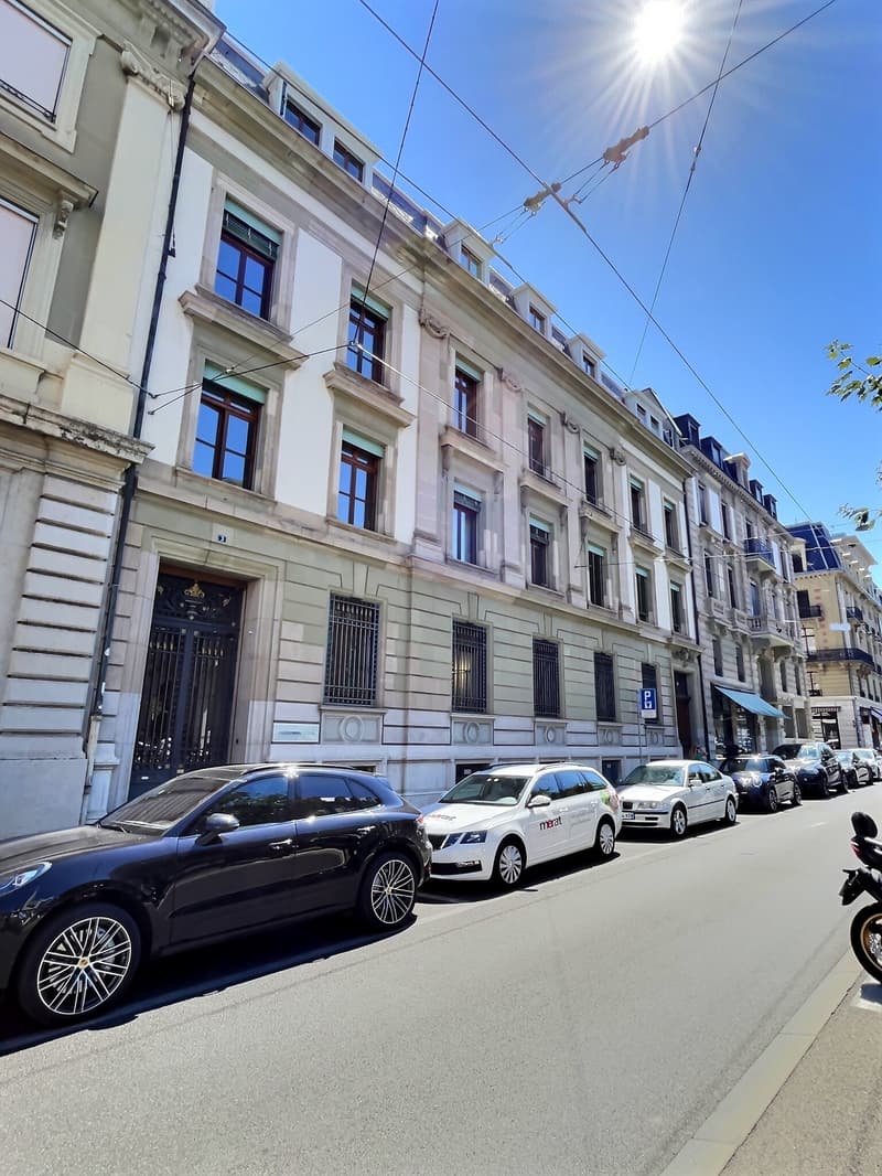 Surfaces de bureaux à louer dans le quartier des banques à Genève (1)