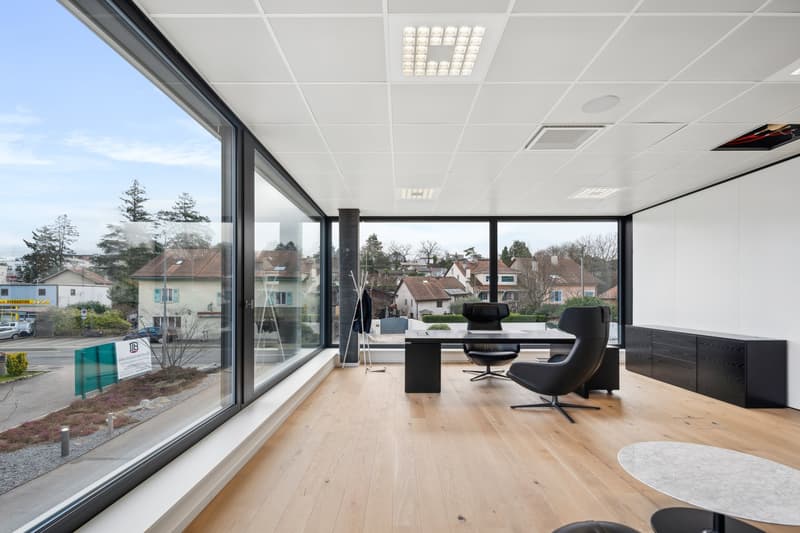 Bureaux modernes aménagés à louer (5)