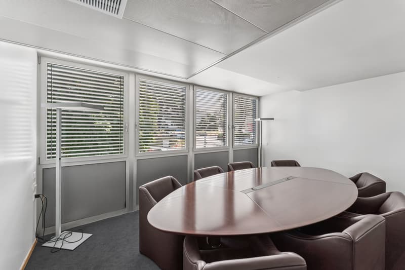 A louer - bureaux disposant d'une situation centrale (4)