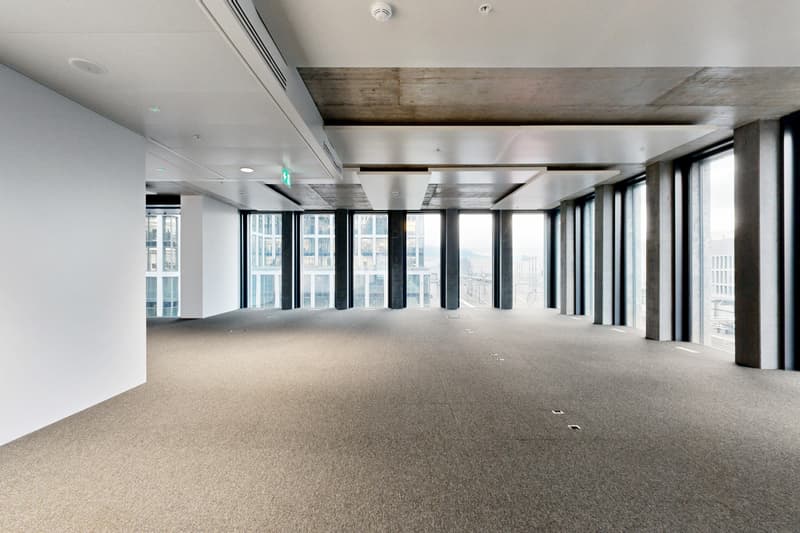 Bureaux plug and play et premium à louer dans le centre d’affaires  Pont Rouge (5)