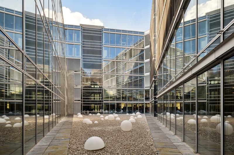 Bureaux aménagés - proche gare à Nyon - bâtiment moderne et lumineux (3)