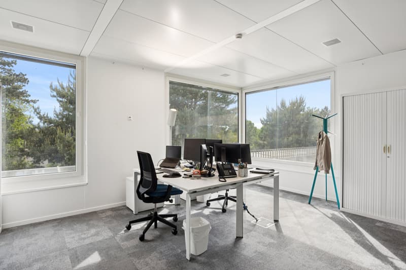 Surface de bureaux à louer de 266 m2 à Lausanne (3)