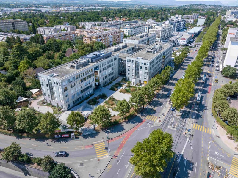 Bureaux à louer - SHIFT, un environnement unique pour changer vos habitudes de travail (1)