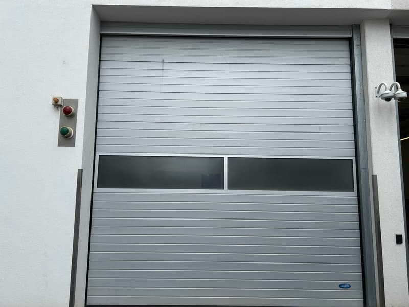 Surface polyvalente de 700 m² à louer| Bureaux & Activité Light Industrielle | Meyrin (6)