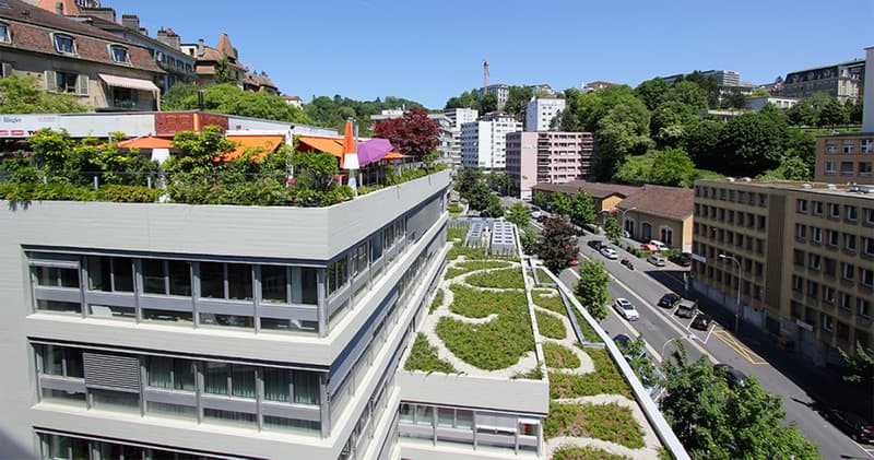 Vos bureaux de 2020 m2 à louer à Lausanne centre ville, métro, transports, commerces, parkings. (1)
