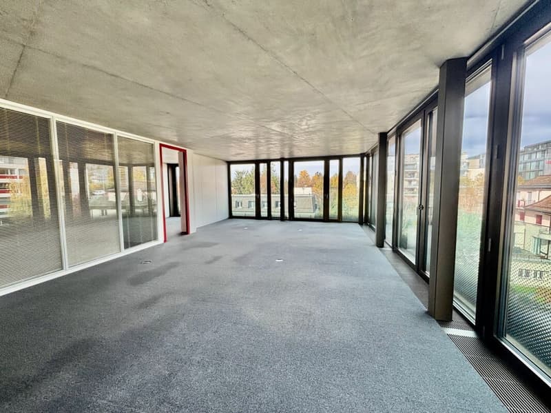 Dernière surface de 120 m², bureaux aménagées à louer immédiatement à Lausanne (2)