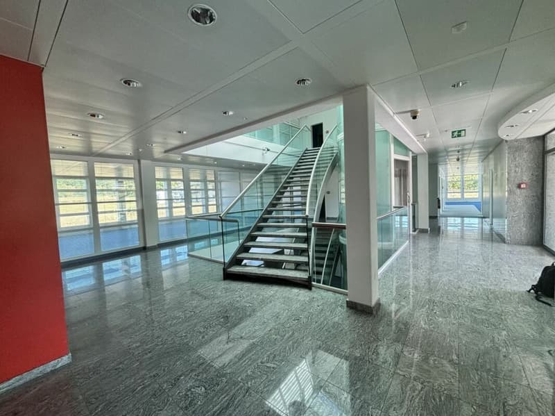 Etoy Vaud bureaux à louer proche gare CFF (3)