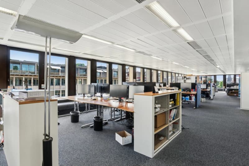 2 plateaux divisibles de 685 m² avec vue sur le lac (7)