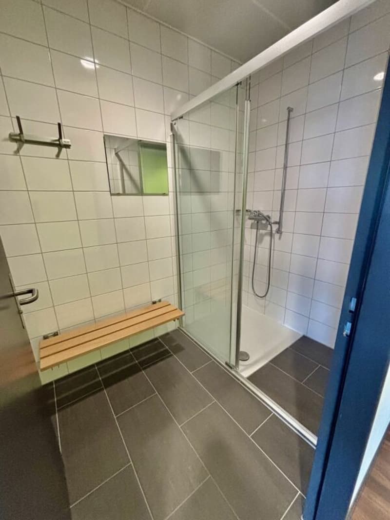 Superbes surfaces de bureaux modernes, accessibilité CFF et parkings (7)