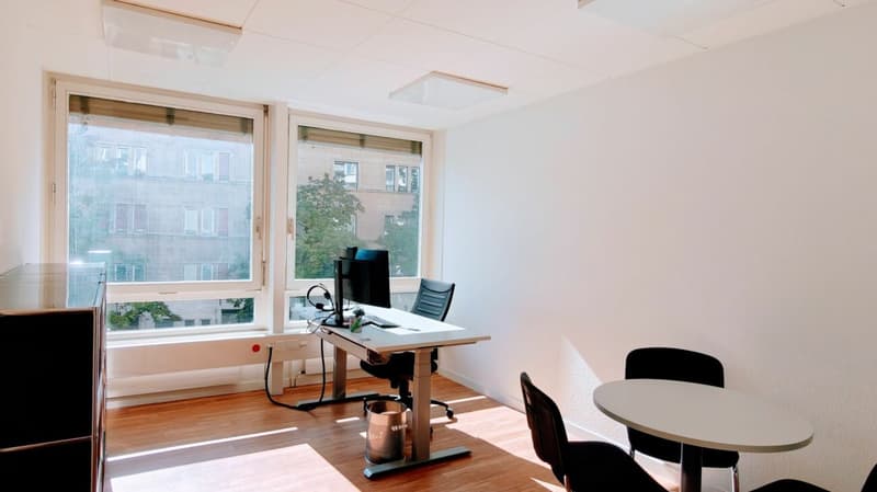 Bureaux de 140m2 (divisibles 55/85m2) lumineux et clé en main au centre de Lausanne ! (3)
