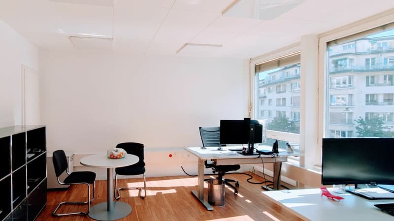 Bureaux de 140m2 (divisibles 55/85m2) lumineux et clé en main au centre de Lausanne ! (2)