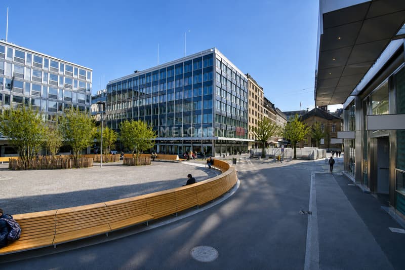 Rue du Rhône - Bureaux de 1608 m2 - Vue sur la rade (5)