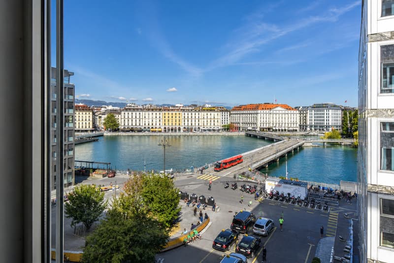 Bureaux d'exception de 1'608 m² avec vue sur la Rade - Rue du Rhône (5)