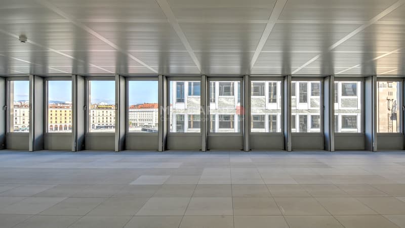 Bureaux d'exception de 804 m² avec vue sur la Rade - Rue du Rhône (3)