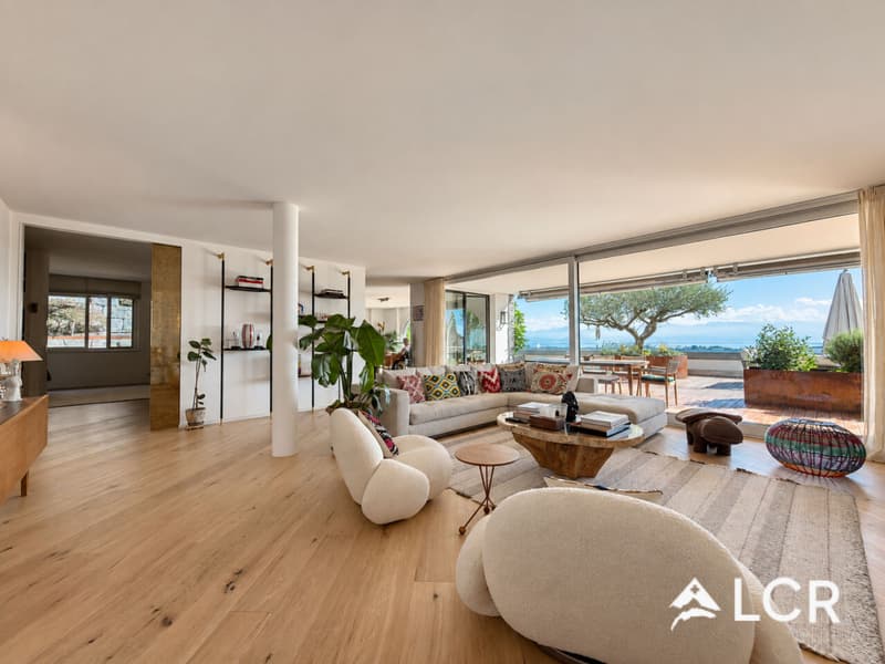 Appartement d'exception de 185 m² avec terrasse panoramique de 145 m² et vue sur le Léman (1)