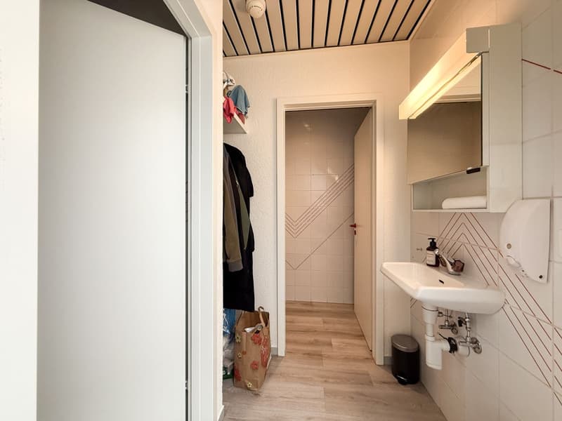 3 premiers loyers offerts - Grands bureaux à Nyon - Belle terrasse - Vue sur le lac (11)