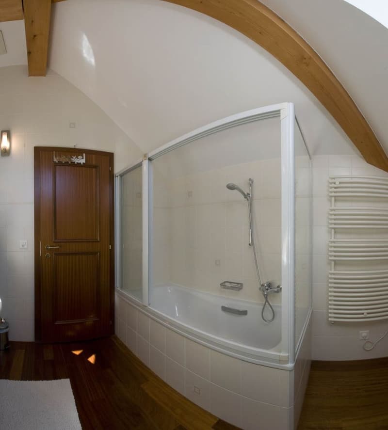 Superbe chambre meublée à Dully - Courte durée (7)