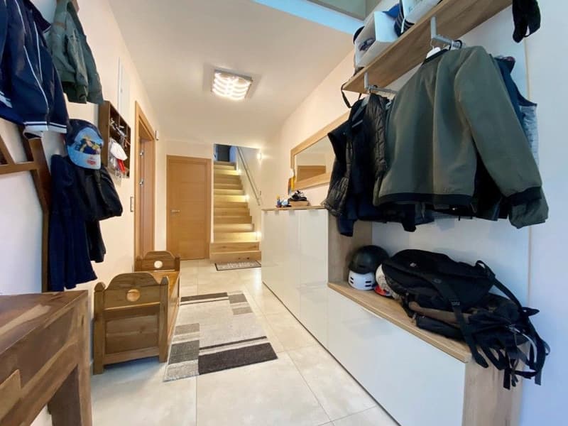 Magnifique appartement/maison de 330m2 - Jardin - 8 minutes de Morges (9)