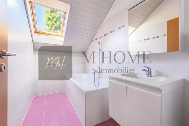 Trélex - Exclusivité ! Villa individuelle avec piscine, calme résidentiel, gare à pied, exposition Ouest (13)