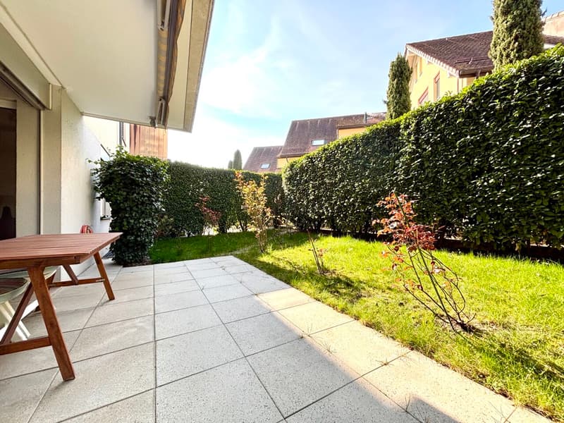 Bel appartement meublé de 3.5p avec petite terrasse à côté de la gare à Gland (2)