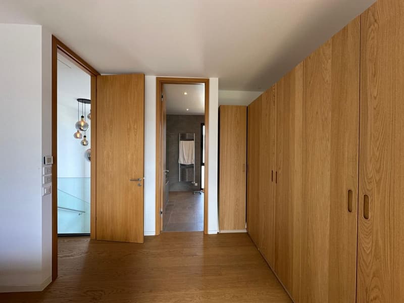 Magnifique villa de standing à Mies / 5 CHB + bureau / Jardin clôturé (8)