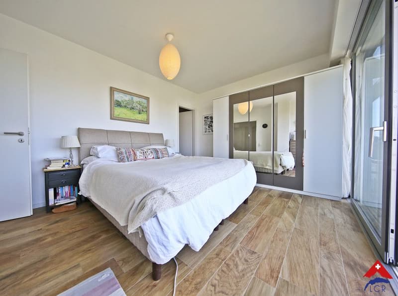 Magnifique villa 6.5p / 4 chambres + bureau / 3 SDB / jardin et piscine (7)
