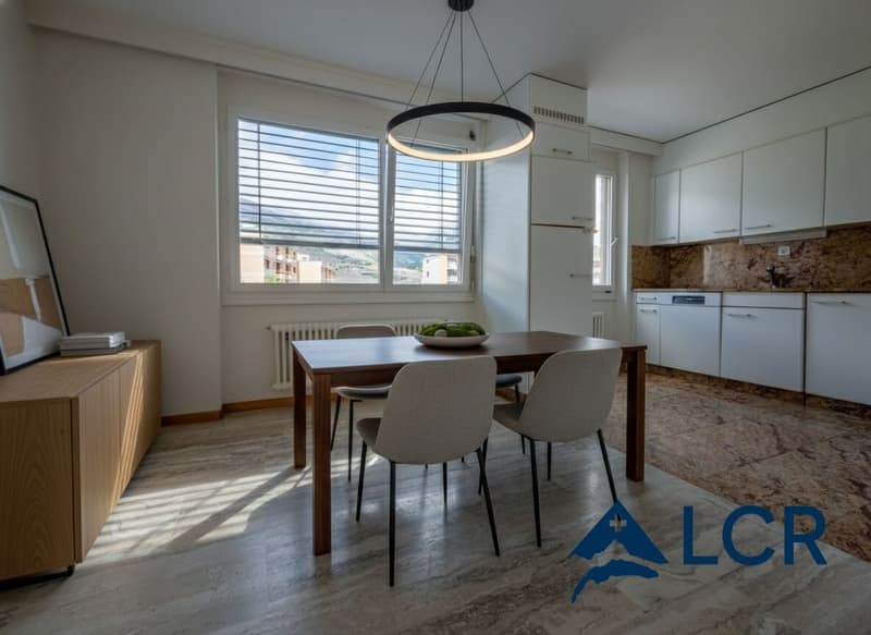 Bel appartement de 4.5P / 3 CHB / 1 SDB / 2 Balcons (4)