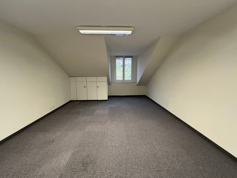 Bureau privatif de 30m² au Château de Vaumarcus (2)