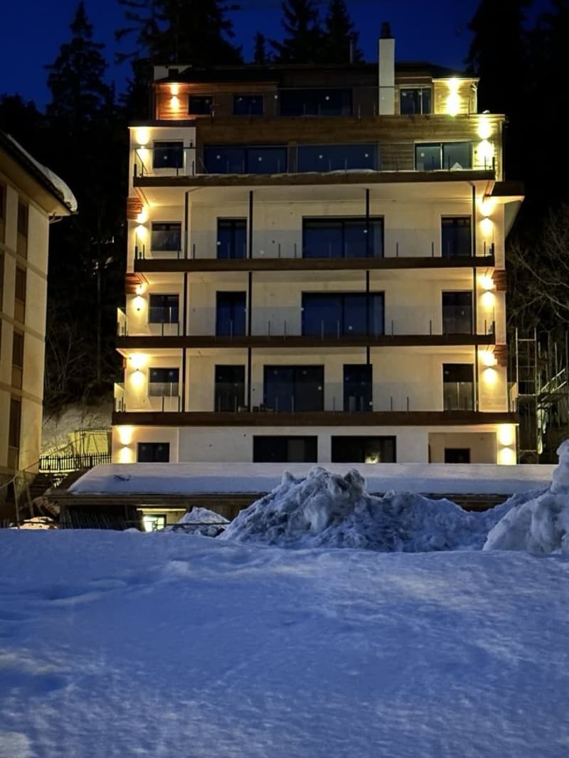 Magnifique 2,5 pièces neuf en plein centre - Place de parking sous couvert (6)