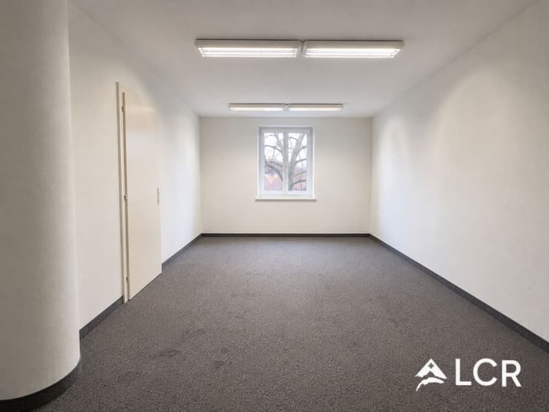 Bureau privatif de 26m² au Château de Vaumarcus (3)