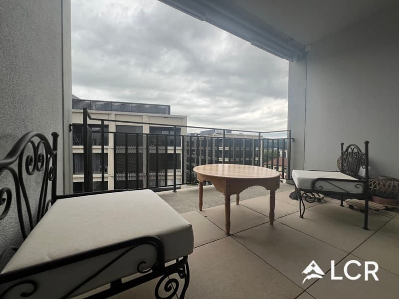 Magnifique appartement de 3.5p/2 chb/1sdb/1 balcon/1 terrasse (13)