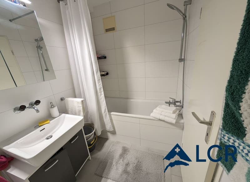A louer spacieux appartement de 4.5 pièces avec balcon - Fribourg (9)