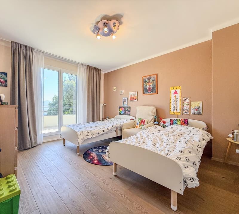 Magnifique maison de 7.5p / vue sur le lac (7)