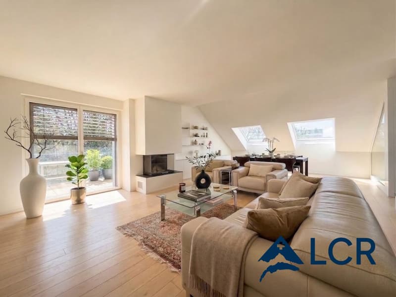 Splendide 4,5 pièces duplex en attique - Vue lac - 5 minutes de Morges (4)