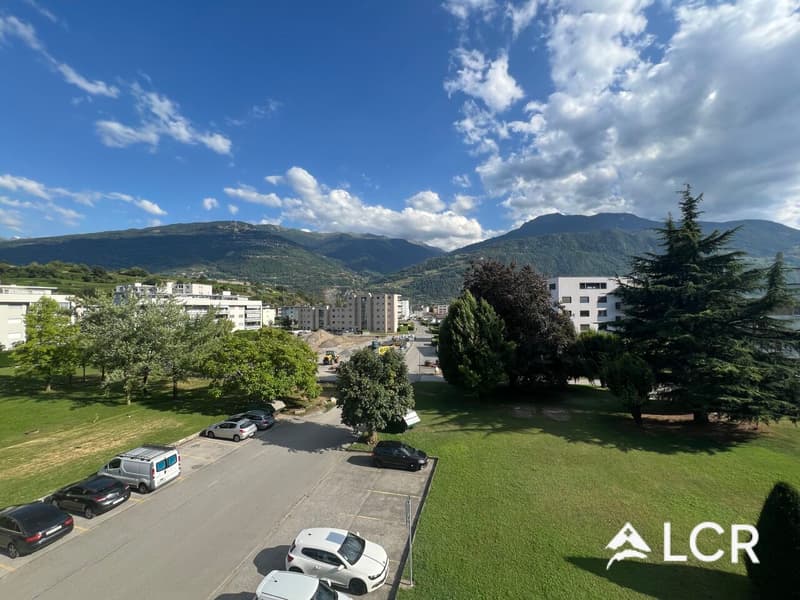 Bel appartement de 4.5P / 3 CHB / 1 SDB / 2 Balcons (11)